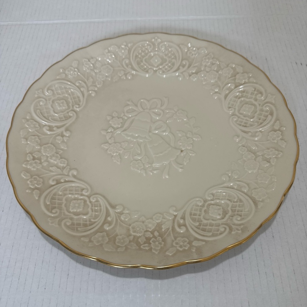 Vintage LENOX China Wedding Promises Collection Plate 12.5 Ivory 24 K Gold Trim